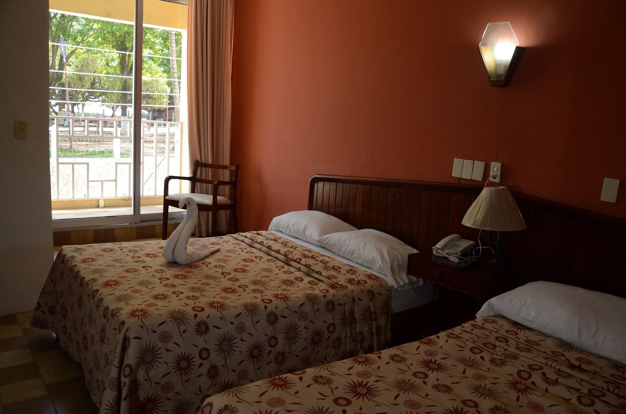 Hotel פלנקה מראה חיצוני תמונה